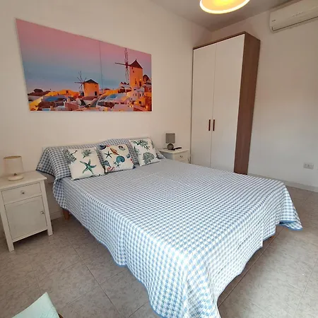 Costa 25 Apartment *